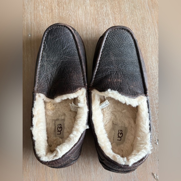 Ugg slippers men’s size 11 - Picture 1 of 5